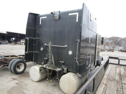 PETERBILT 379 CAB & SLEEPER
