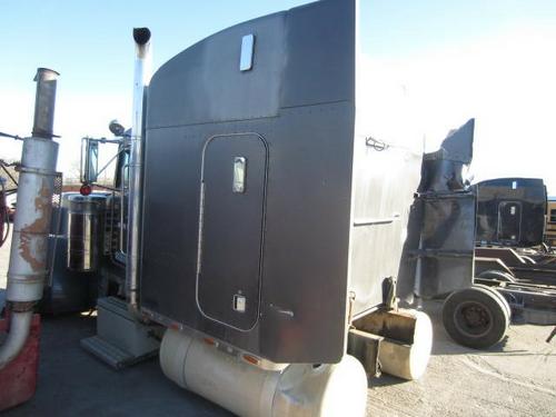 PETERBILT 379 CAB & SLEEPER