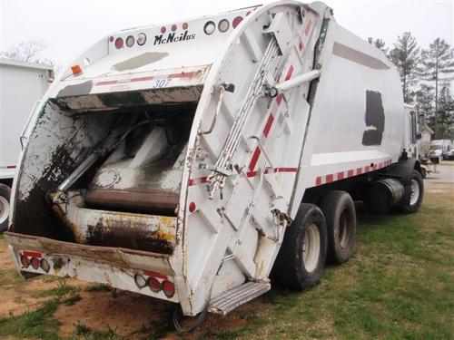 MACK MR688S Garbage Truck
