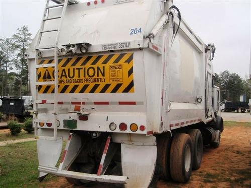 MACK MR688S Garbage Truck