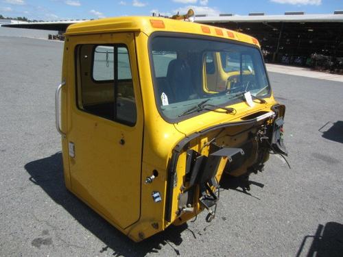 INTERNATIONAL 8100 CAB