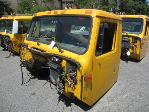 INTERNATIONAL 8100 CAB