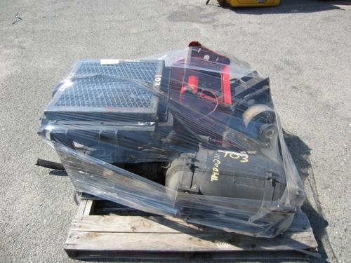 FORD F650SD (SUPER DUTY) AIR COMPRESSOR / Suspension Compressor