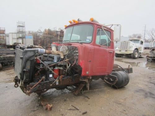 MACK RD690 CAB CLIP