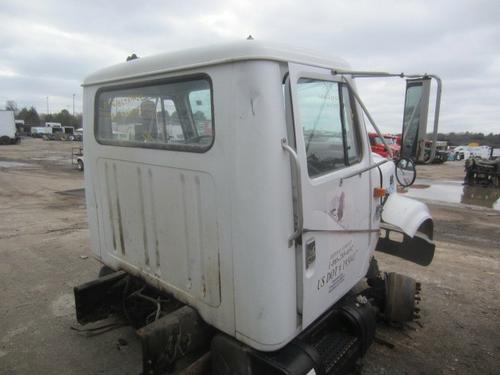 INTERNATIONAL 4900 CAB CLIP