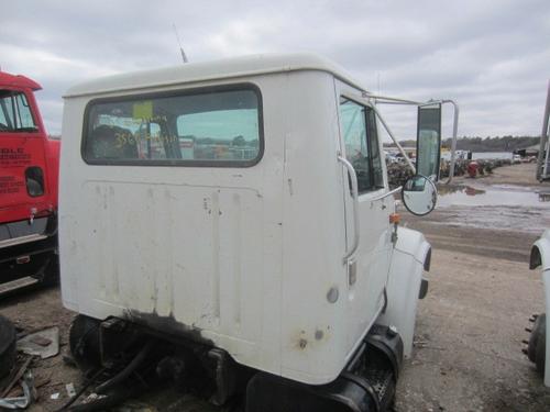 INTERNATIONAL 4900 CAB CLIP