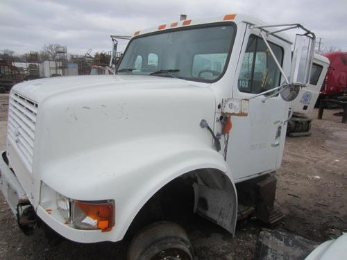 INTERNATIONAL 4900 CAB CLIP