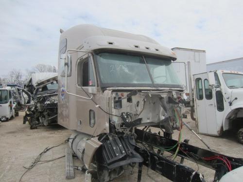 FREIGHTLINER COLUMBIA CAB & SLEEPER