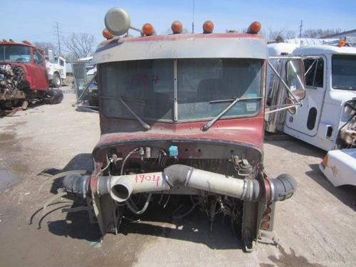 PETERBILT 359 CAB