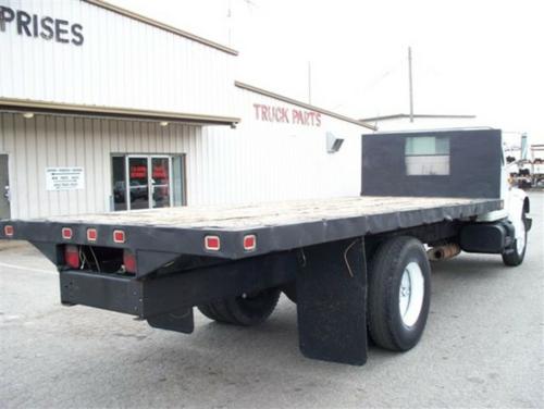 INTERNATIONAL 4700 Trucks