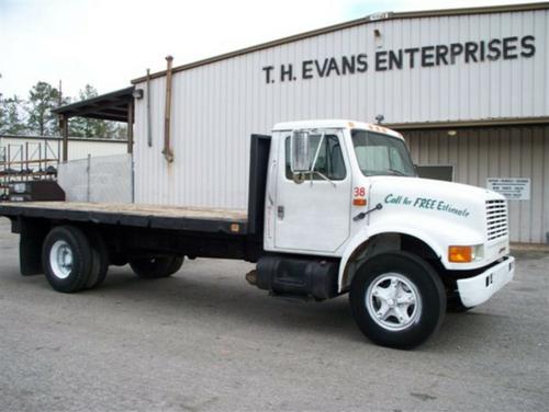 INTERNATIONAL 4700 Trucks