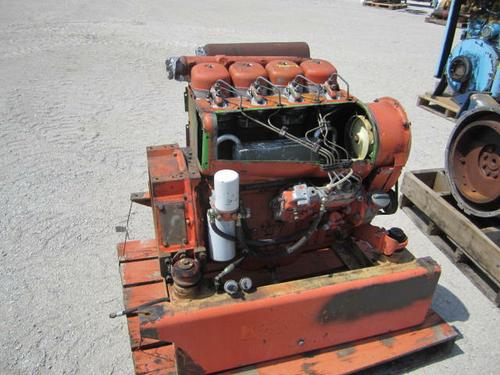 DEUTZ FL4-912 Engine Assembly