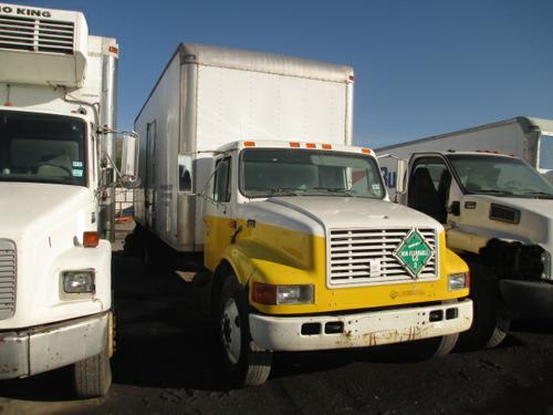 INTERNATIONAL 4900 Trucks