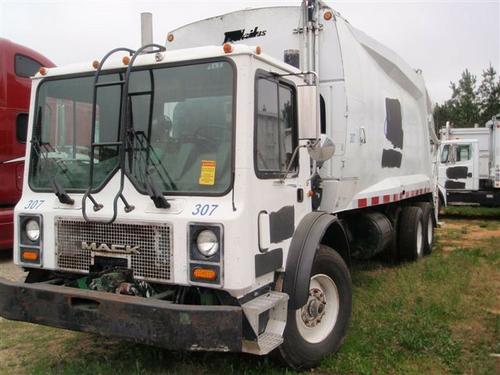 MACK MR688S Garbage Truck