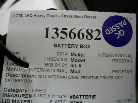 INTERNATIONAL PROSTAR 122 Battery Box