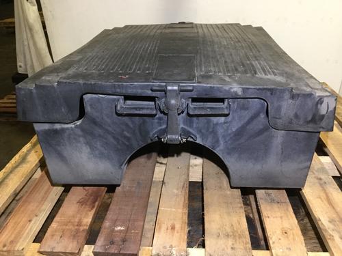 MACK CXU612 Battery Box