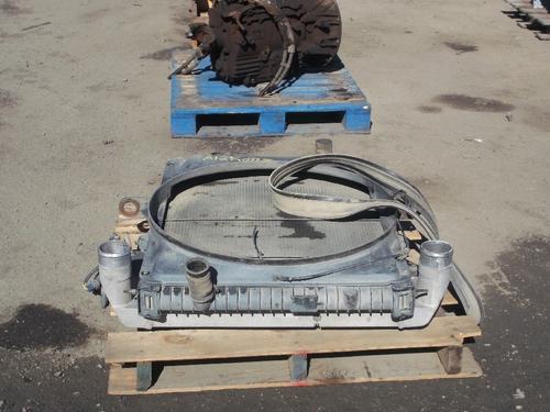 FREIGHTLINER M2 106V COOLING ASSEMBLY (RAD, COND, ATAAC)