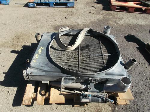 FREIGHTLINER M2 106V COOLING ASSEMBLY (RAD, COND, ATAAC)